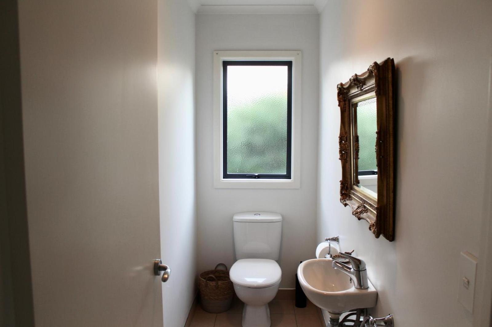 5-Min Walk To Village - Havelock North Holiday Home With Spa Pool Eksteriør billede