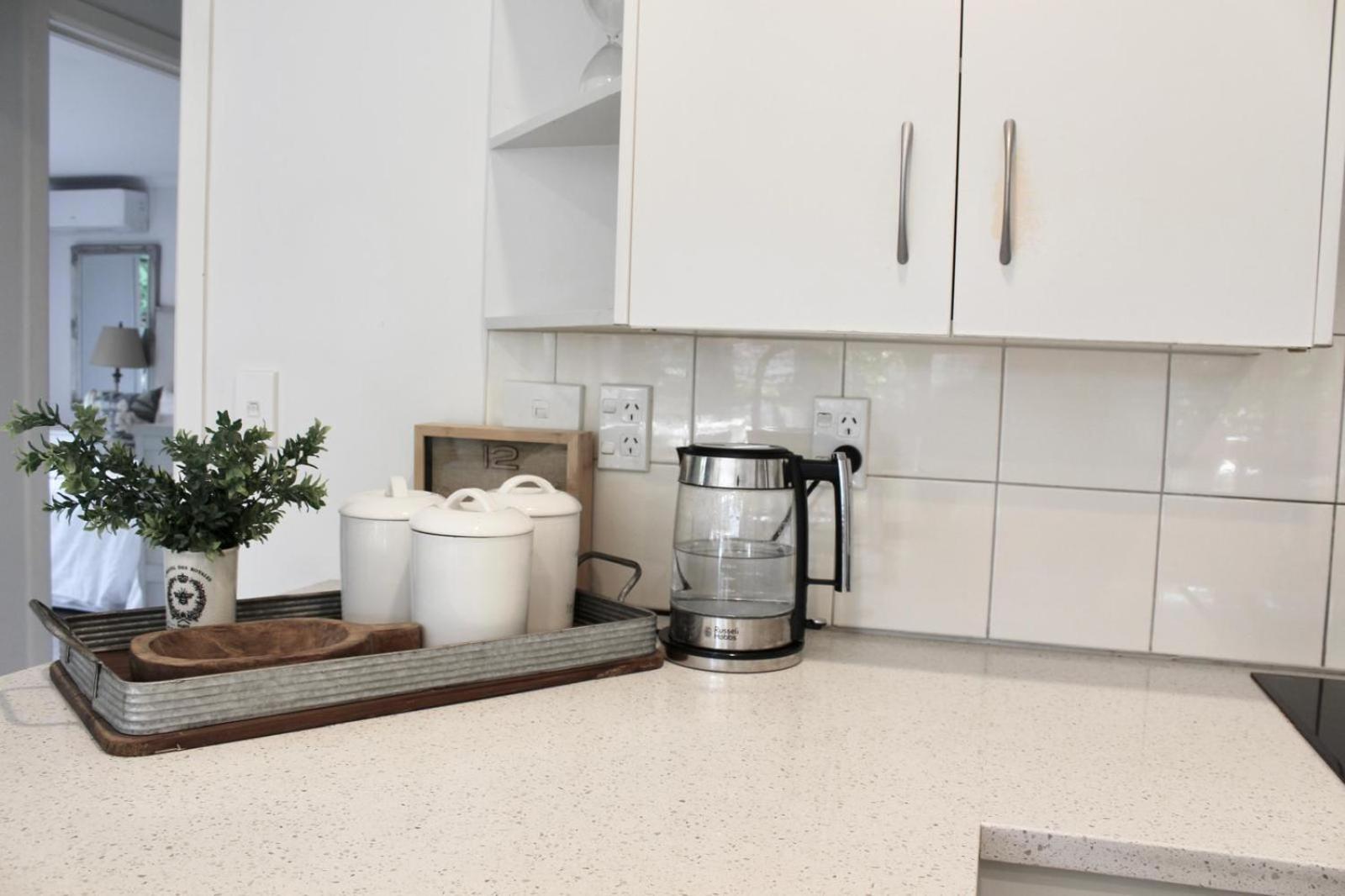 5-Min Walk To Village - Havelock North Holiday Home With Spa Pool Eksteriør billede