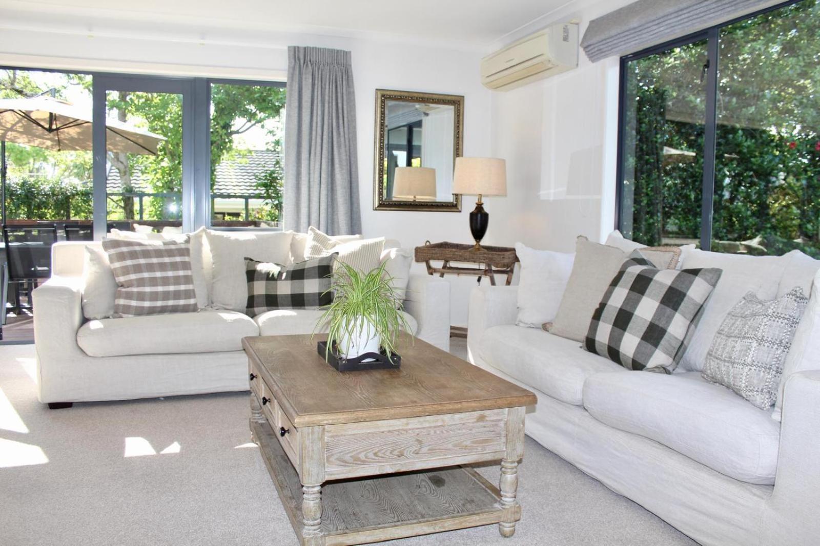 5-Min Walk To Village - Havelock North Holiday Home With Spa Pool Eksteriør billede