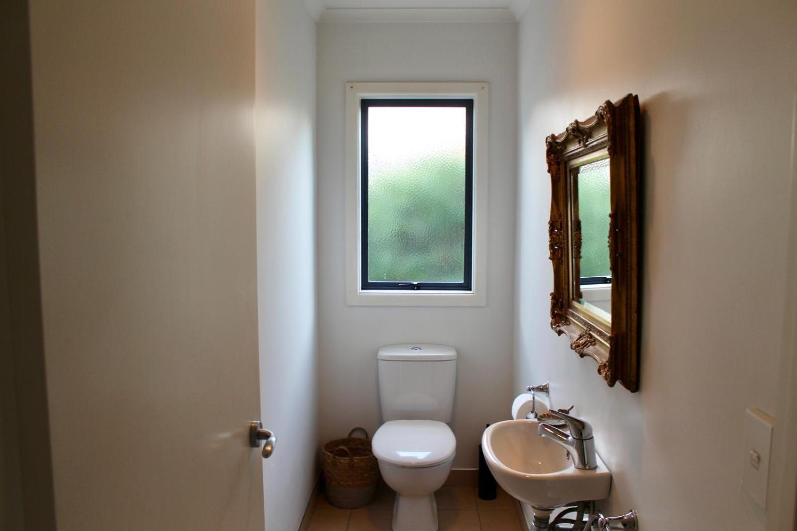 5-Min Walk To Village - Havelock North Holiday Home With Spa Pool Eksteriør billede