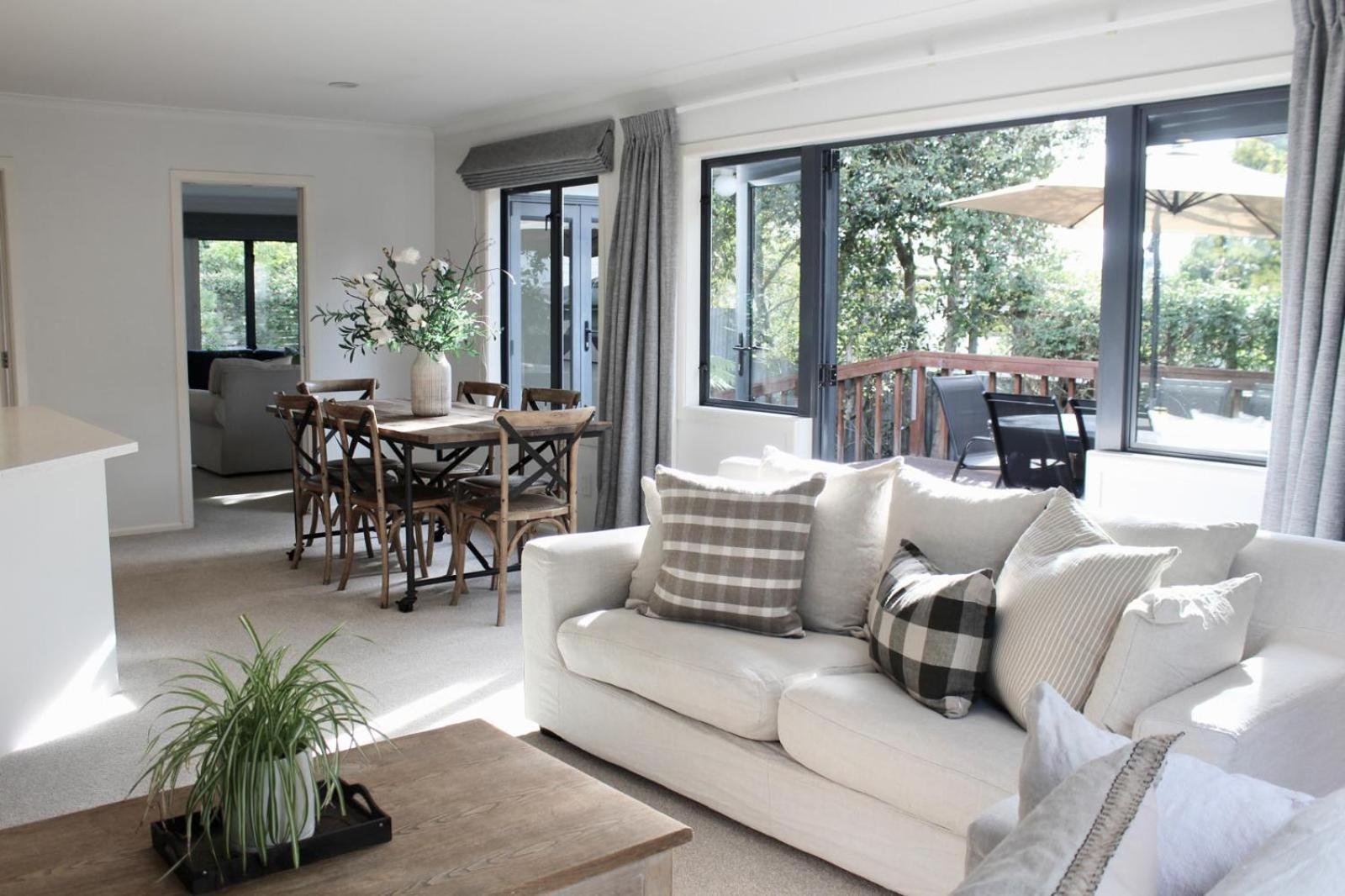 5-Min Walk To Village - Havelock North Holiday Home With Spa Pool Eksteriør billede